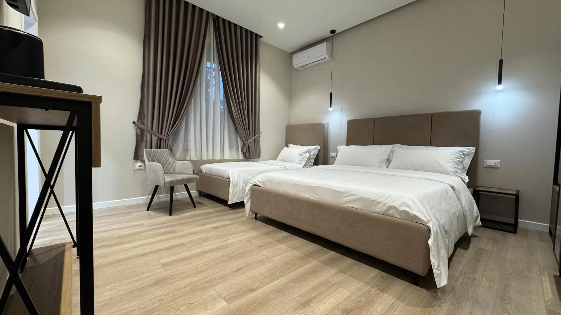 Rooms At Mimosa Street Tirana Hotel