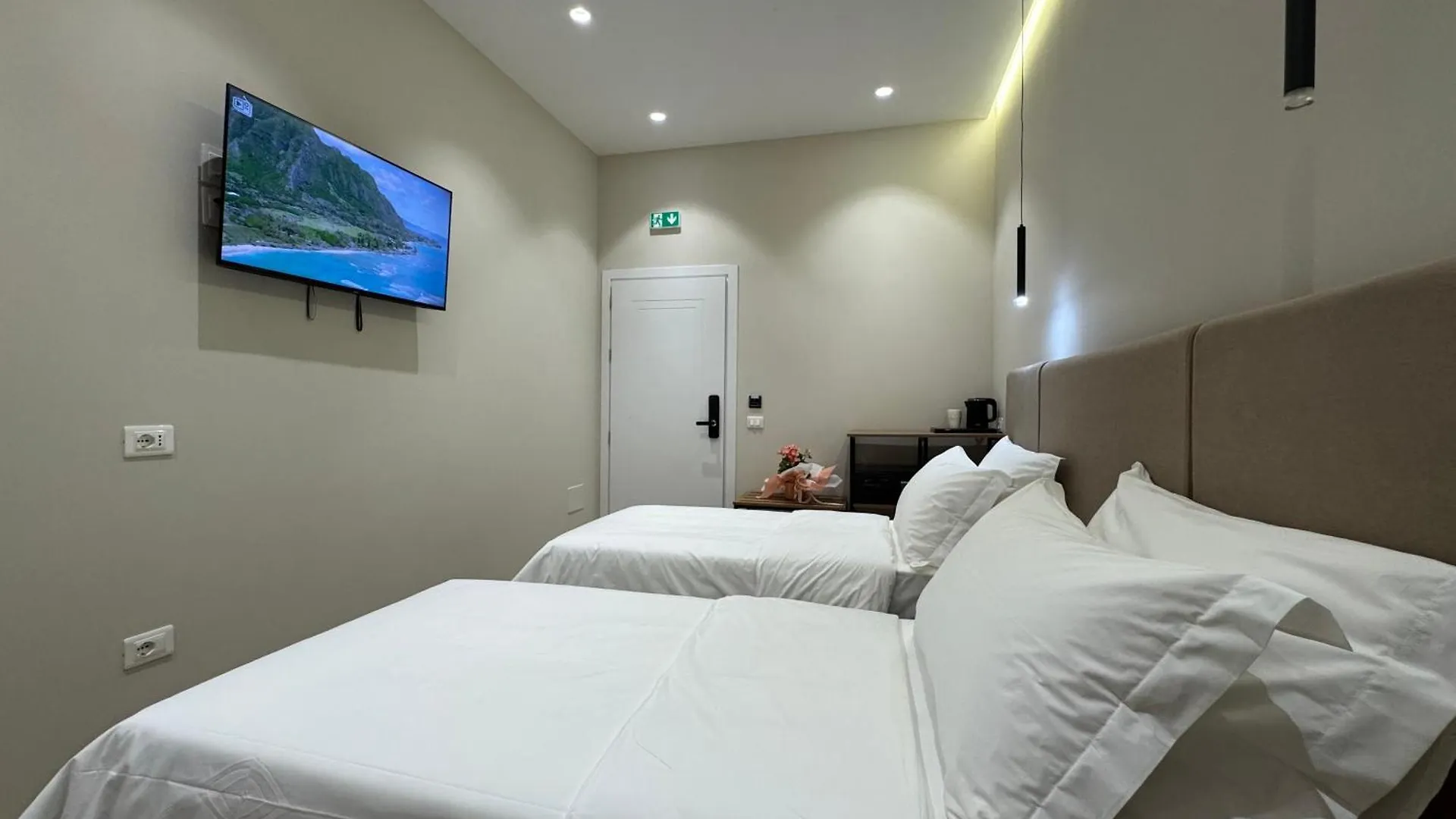 Rooms At Mimosa Street Tirana